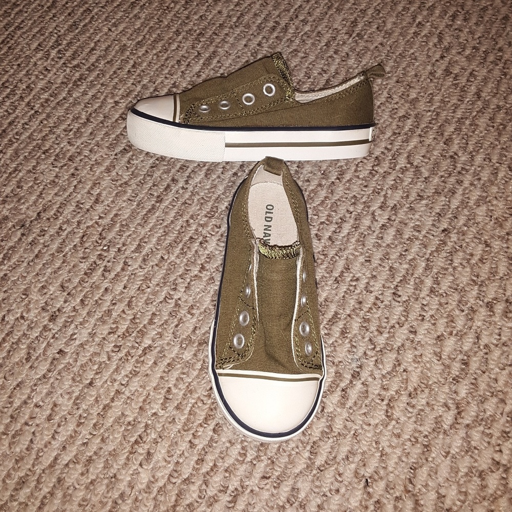 *Excellent Condition* Boys Old Navy Slip On Shoes